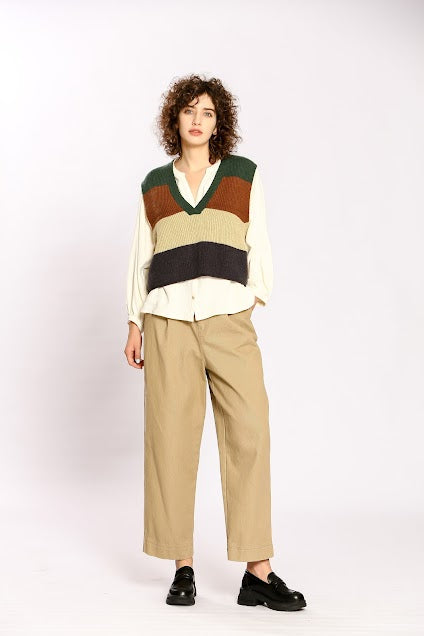 The Korner 3309 Knit Vest