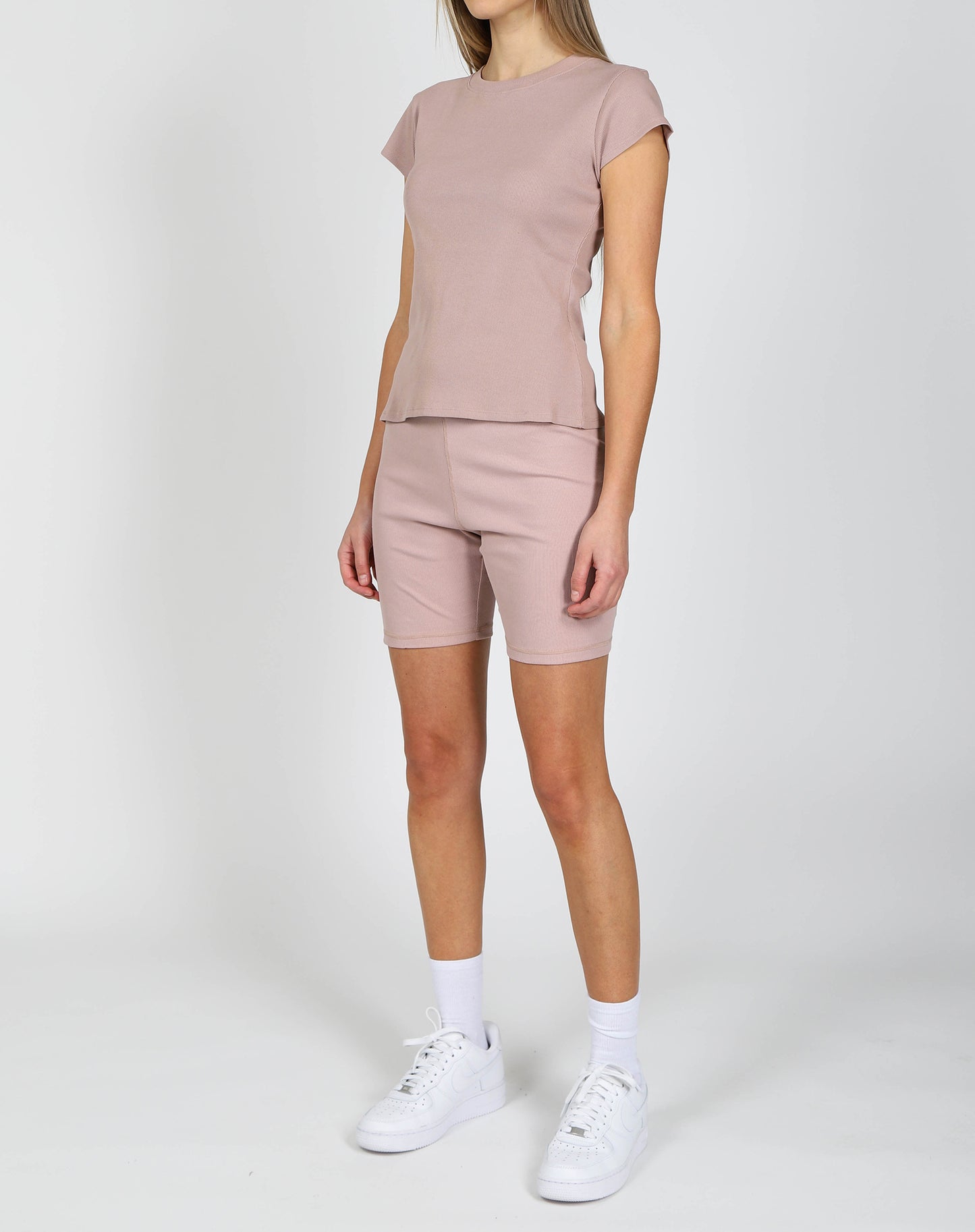 Brunette the Label Ribbed Fitted Tee | Pink Smoke