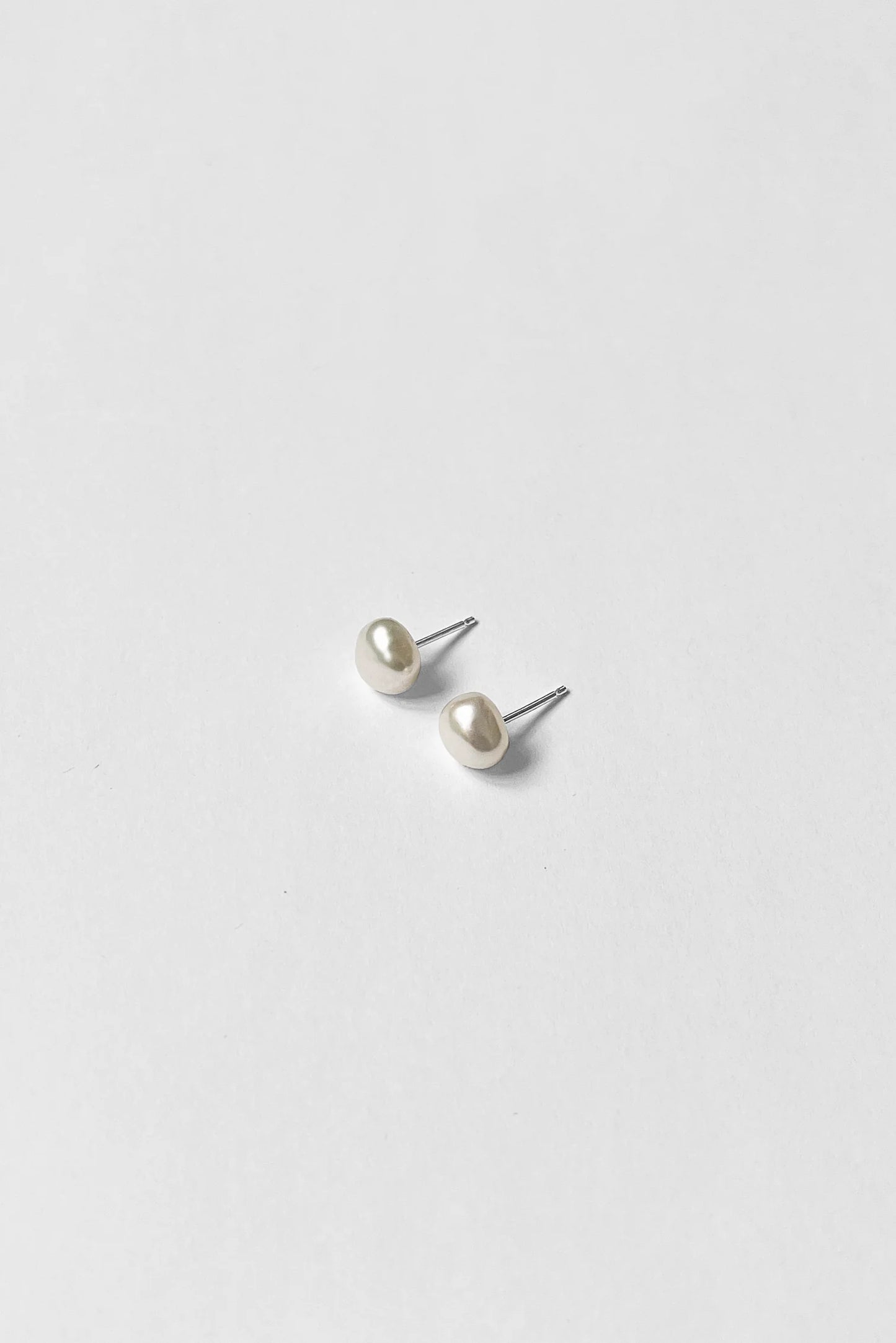 Kara Yoo Keshi Pearl Studs