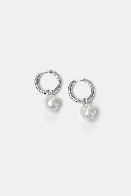 Kara Yoo Uma Hoops + Wrinkle Pearl Charm | Silver