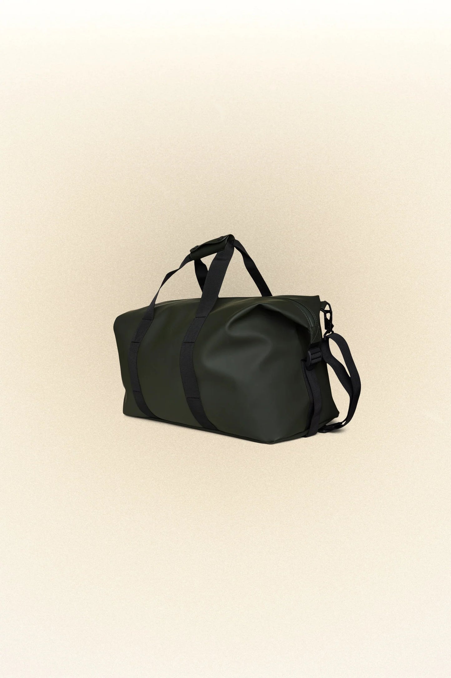 RAINS Green Hilo Weekend Bag