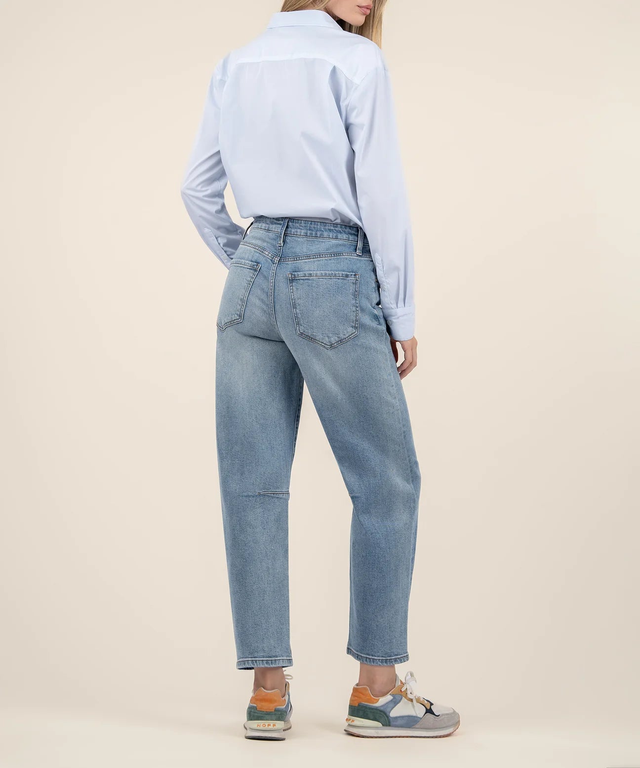 Kut from the Kloth Ashley High Rise Barrel Straight Leg