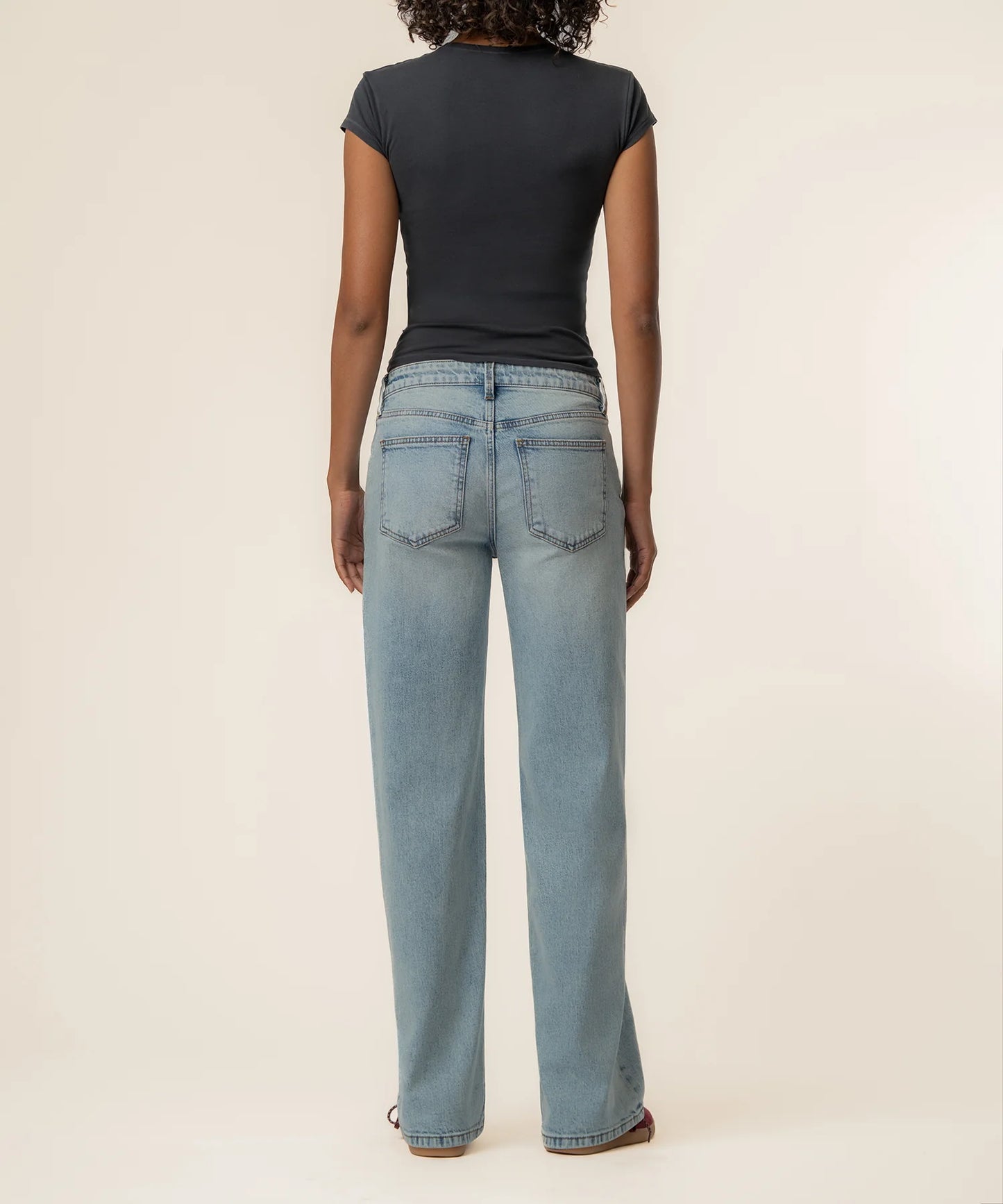 Kut from the Kloth Selena Baggy Low Rise Straight Leg Enthusiastic Jean