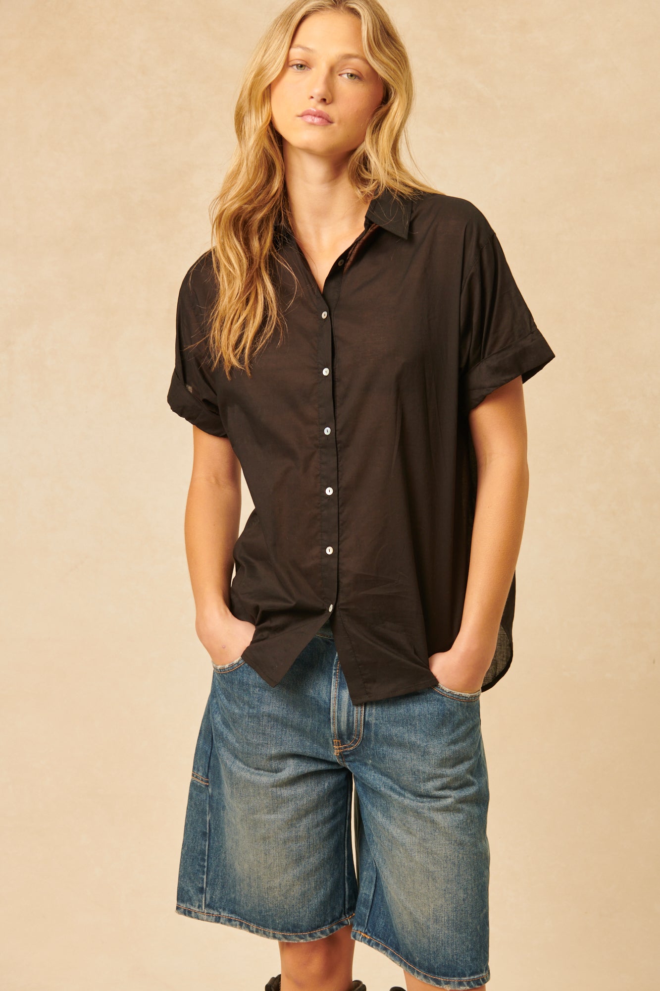 John + Jenn Caviar Shay Rolled Sleeve Shirt