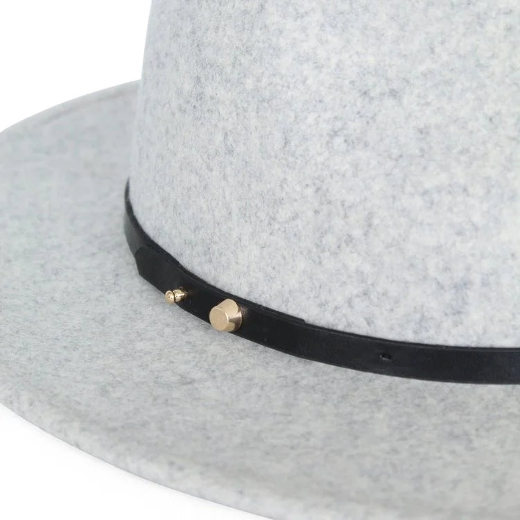 Ace of Something Oslo Fedora in Cloud