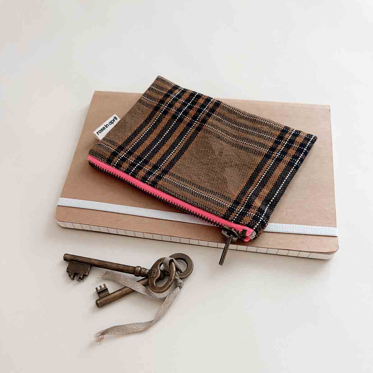 Rose in April Marie Purse Tartan