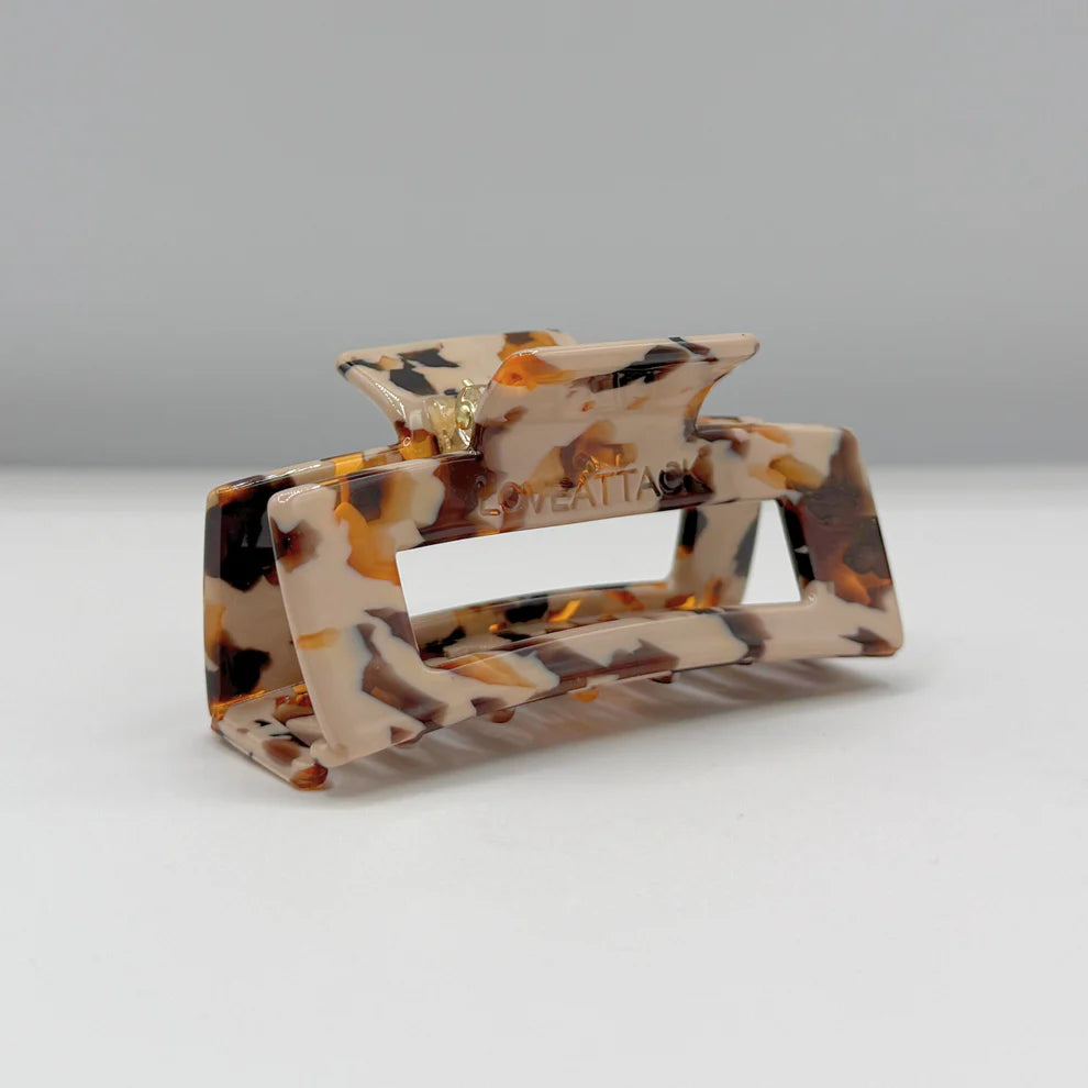 Love Attack Mochaccino Sara Claw Clip