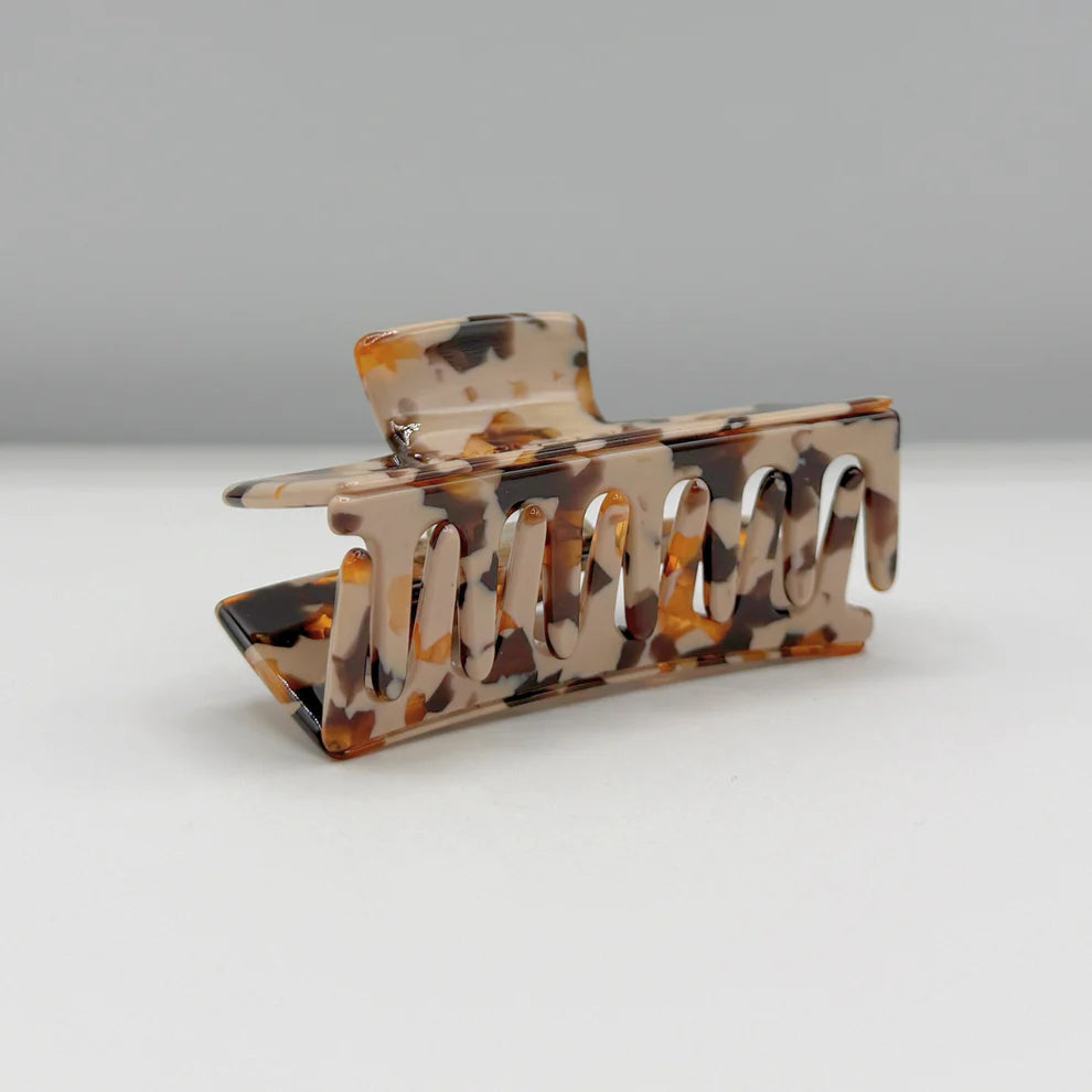 Love Attack Mochaccino Sara Claw Clip