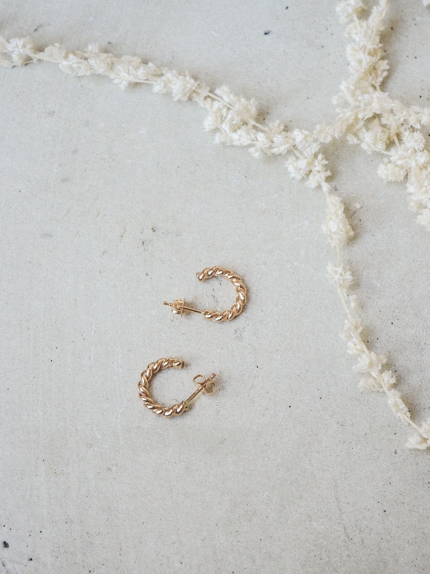 Hart & Stone Gold Nadine Hoops