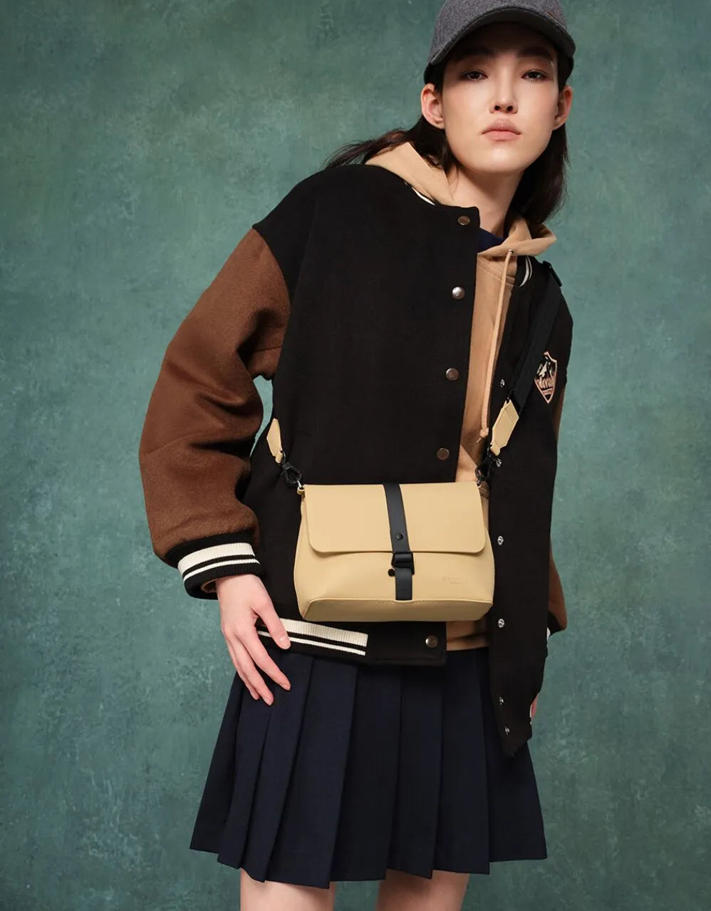 Gaston Luga Latte Spläsh Crossbody Bag