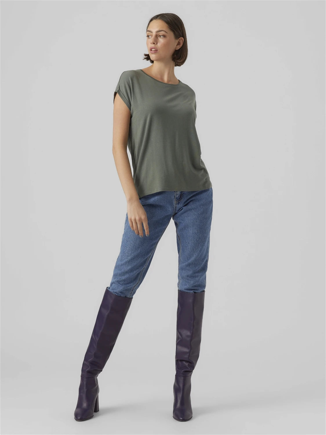 Vero Moda Laurel Wreath Ava Tee