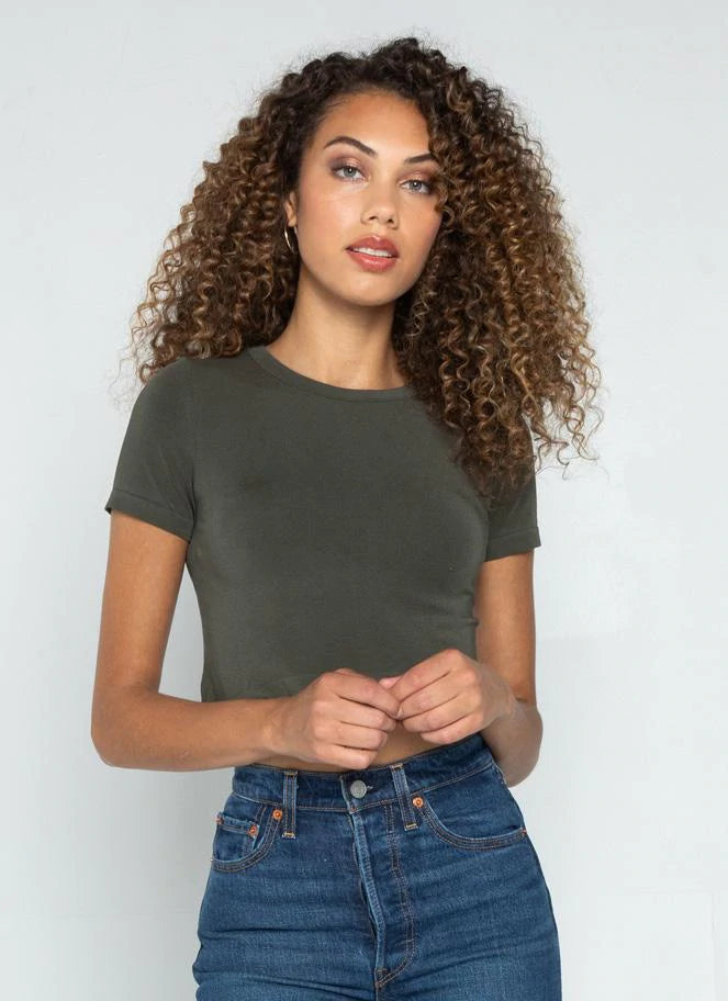C'est Moi S/S Cropped Tee