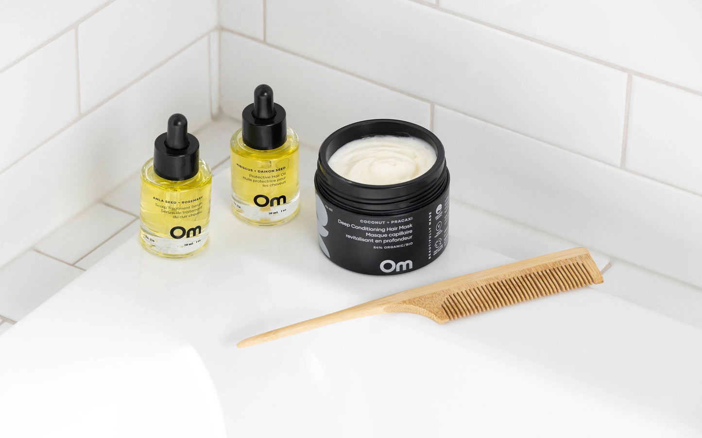 Om Organics Coconut + Pracaxi Deep Conditioning Hair Mask
