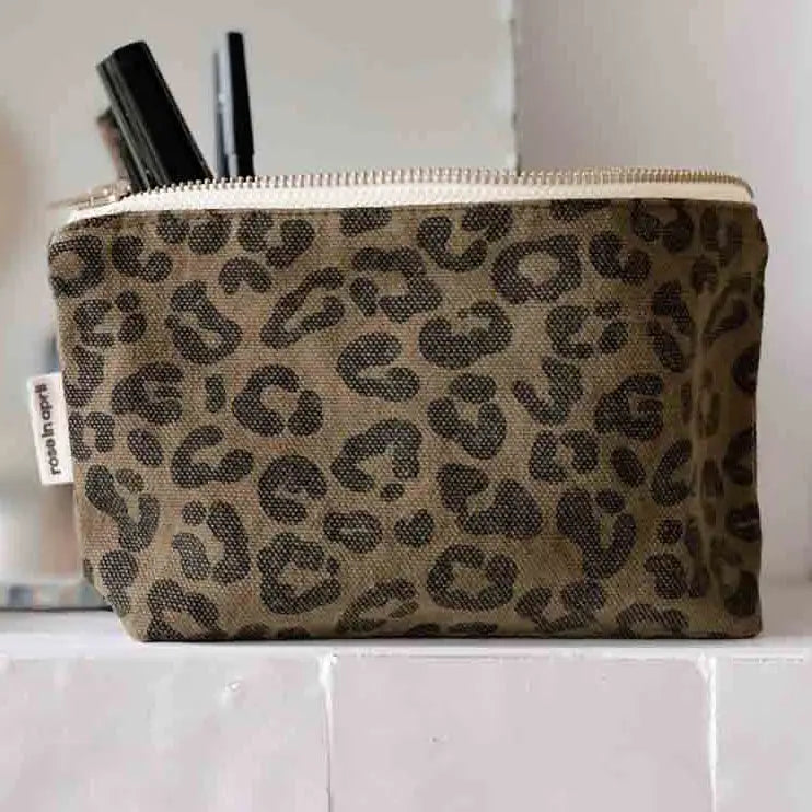 Rose in April Pouch Sofia Graou Olive