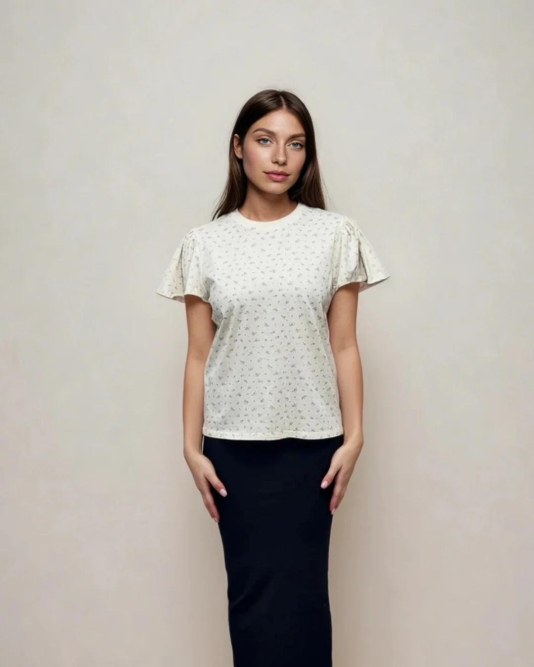 PRIV Colette Puff Sleeve Floral Tee Blue