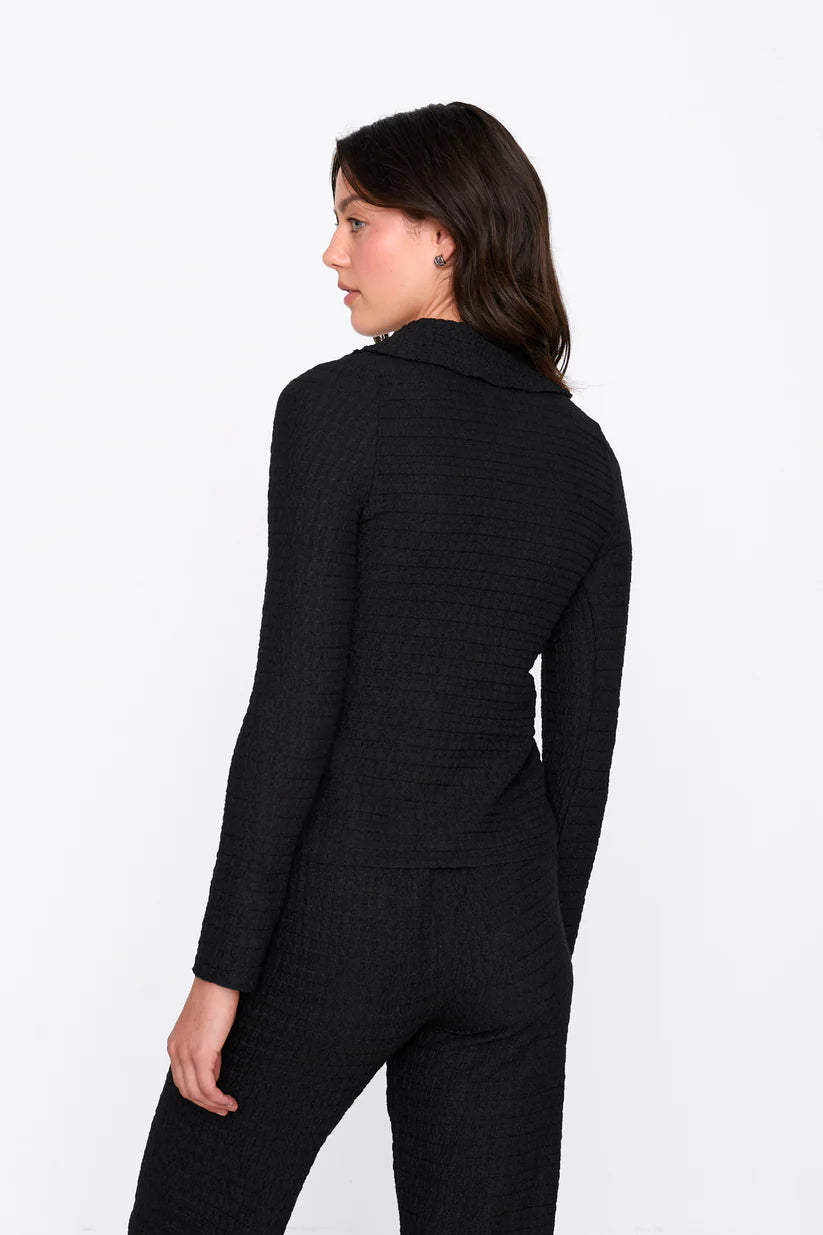 24COLOURS Black Shirt 30488A