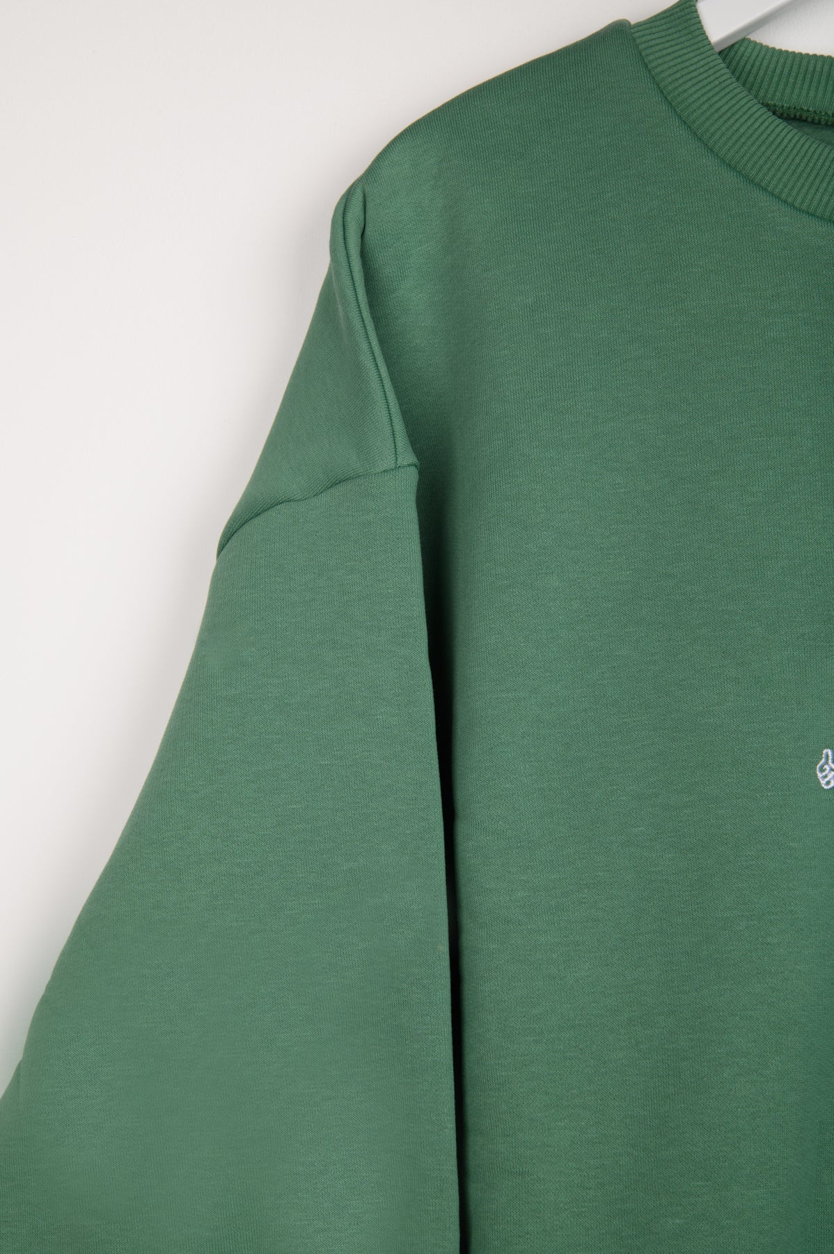 24COLOURS Be Kind Sweatshirt