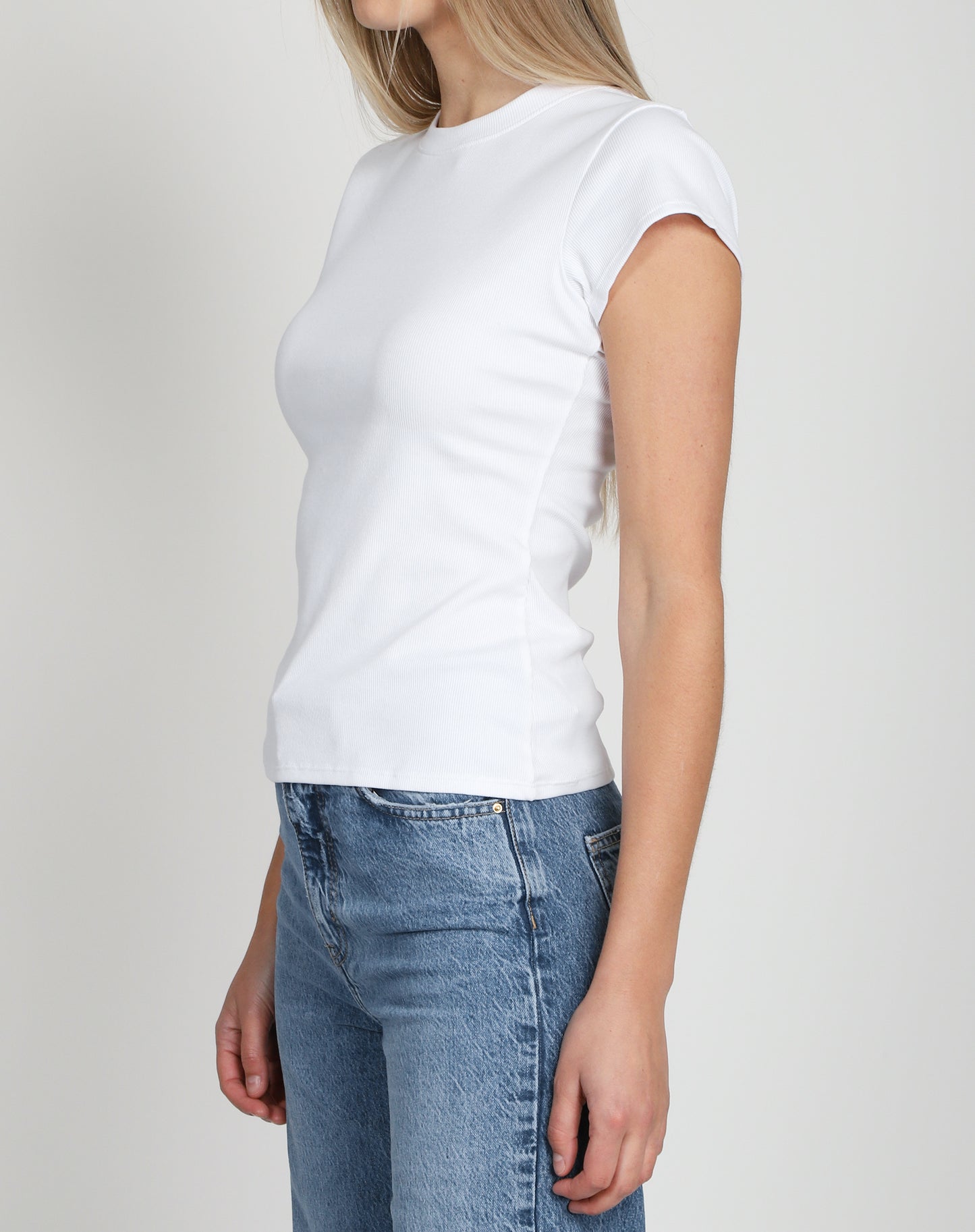 Brunette the Label Ribbed Fitted Tee | White