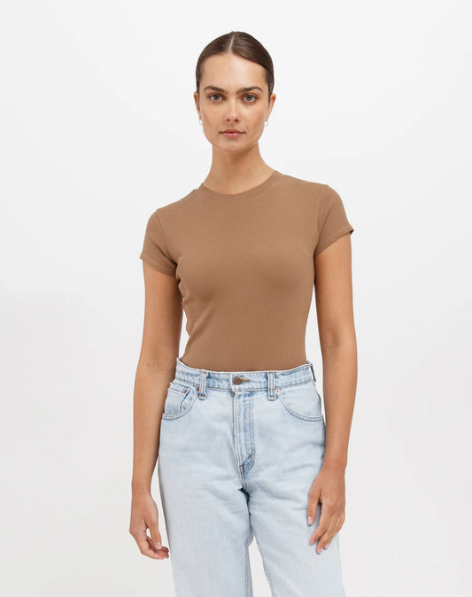 Brunette the Label The Ribbed Fitted Tee | Fawn