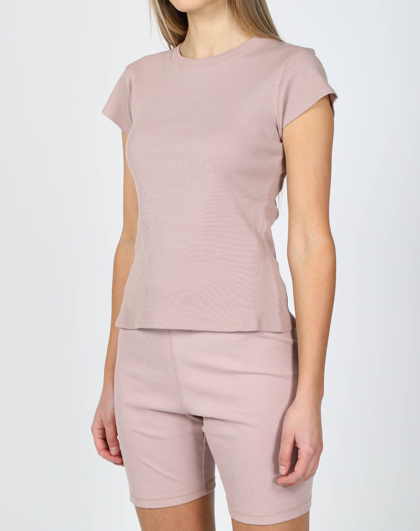 Brunette the Label Ribbed Fitted Tee | Pink Smoke