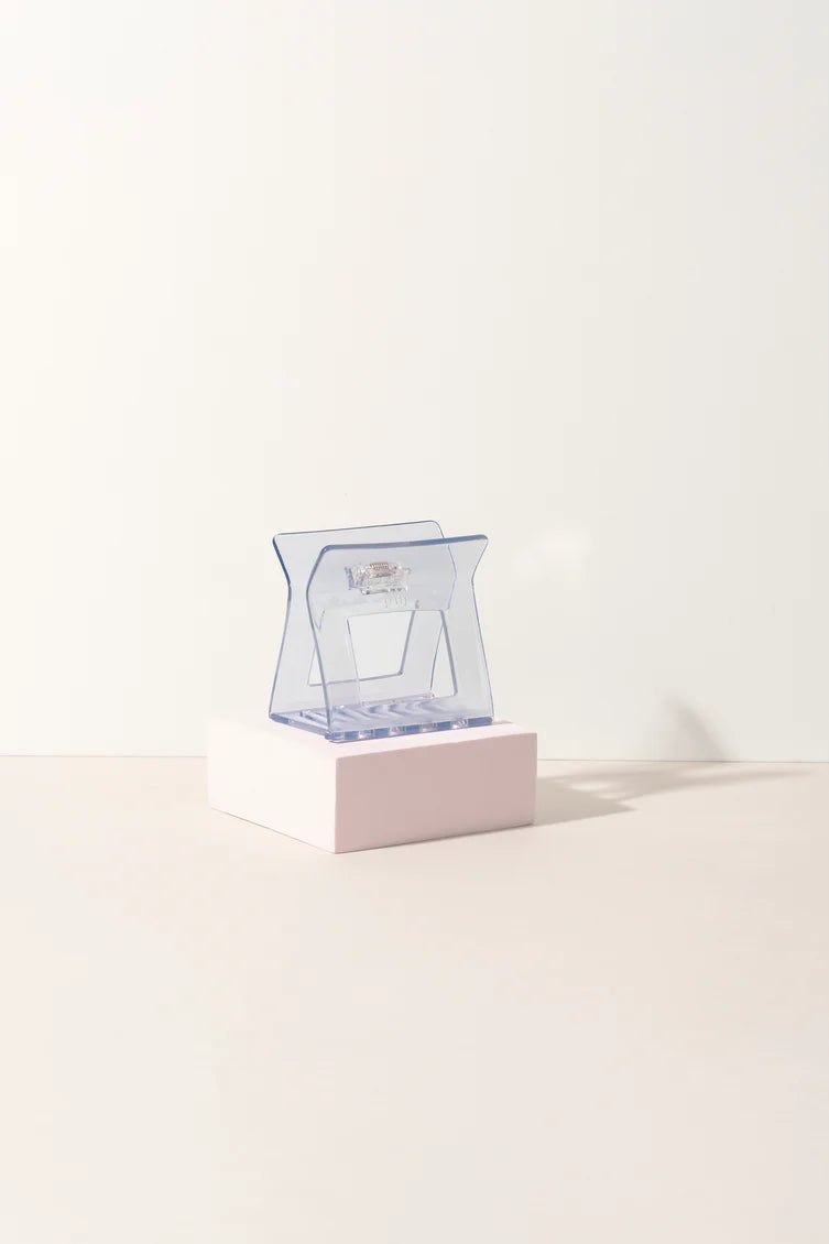 Pixie Woo Capsule Clear- Large