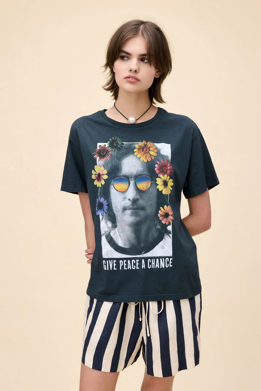 DAYDREAMER John Lennon Give Peace a Chance Boyfriend Tee