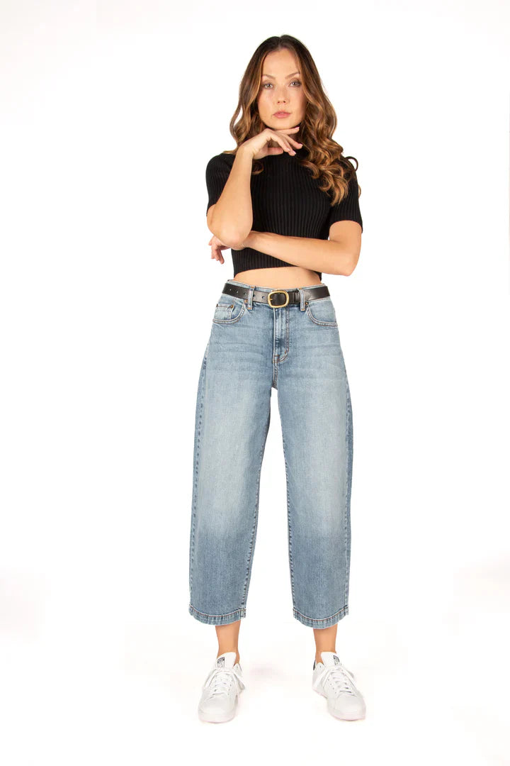 MOD/AM by Fidelity Daisy Crop Lakeshore Jean