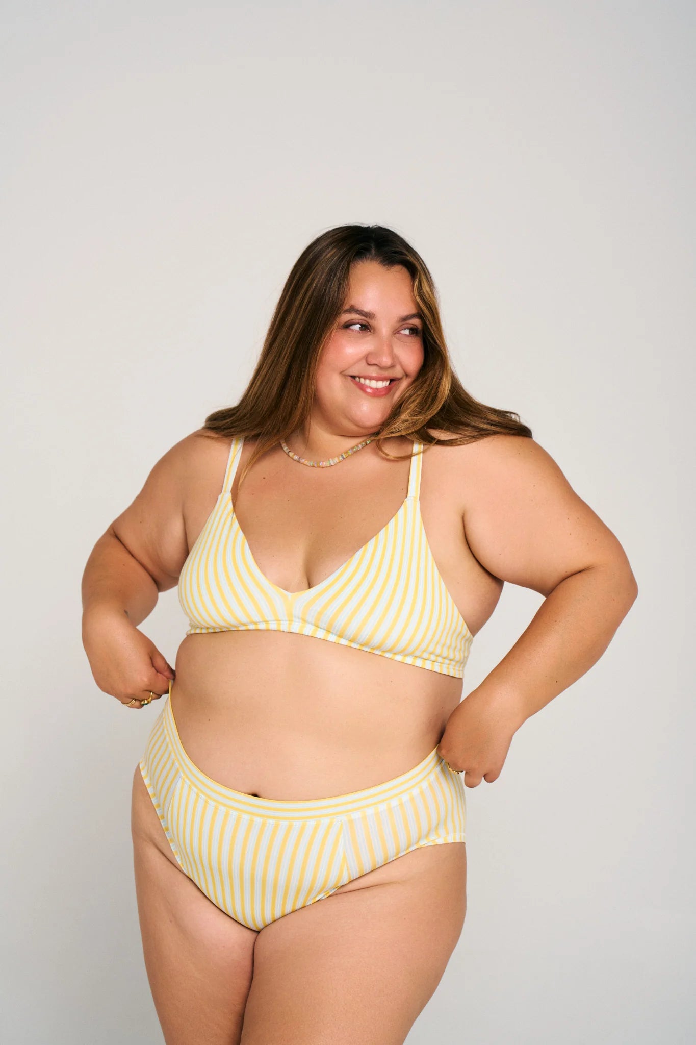 HUHA Triangle Bra (Limited Edition Colors)