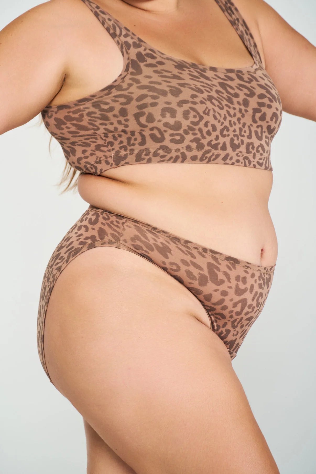 HUHA Sporty Bralette (Limited Edition Color)