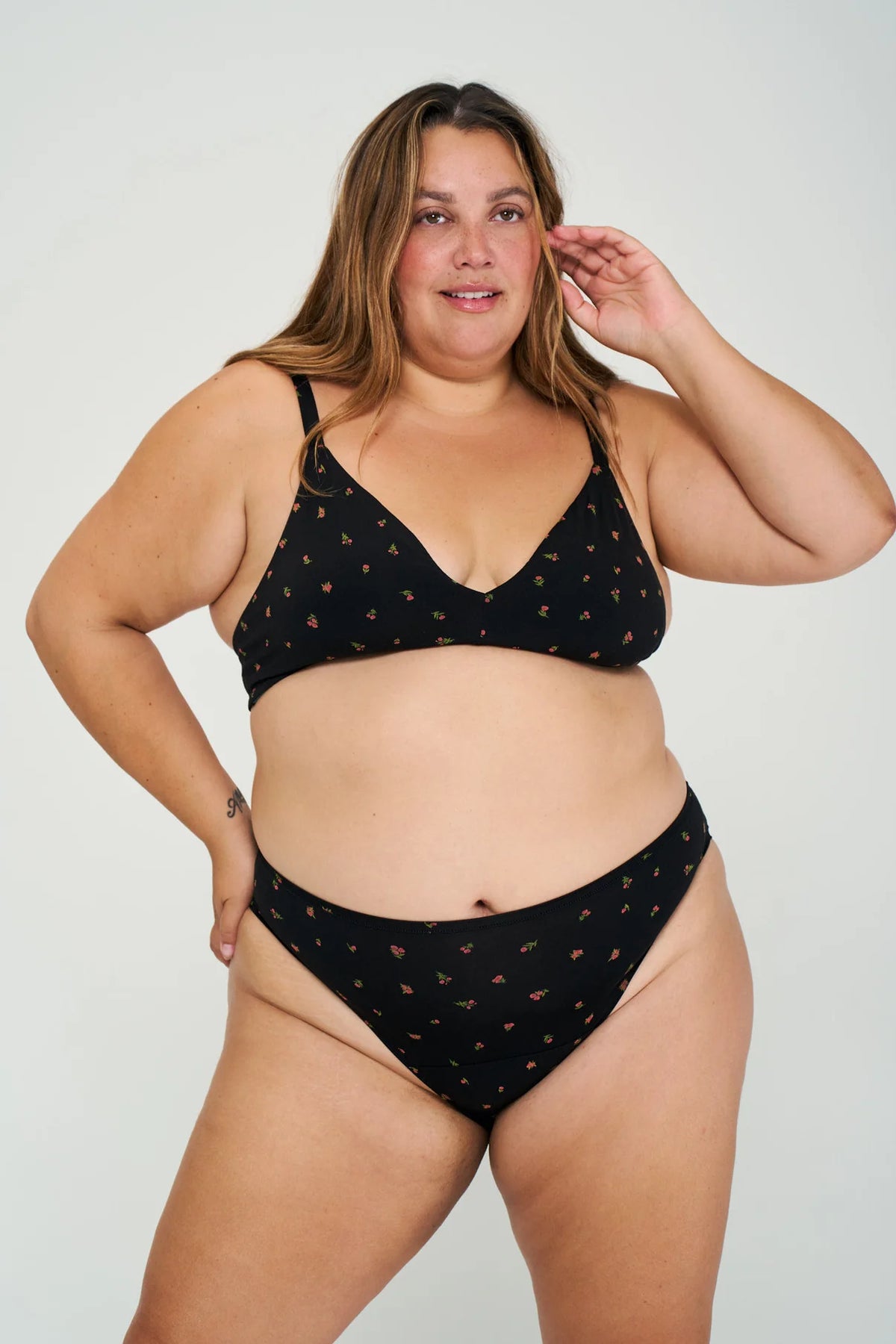 HUHA Triangle Bra (Limited Edition Colors)