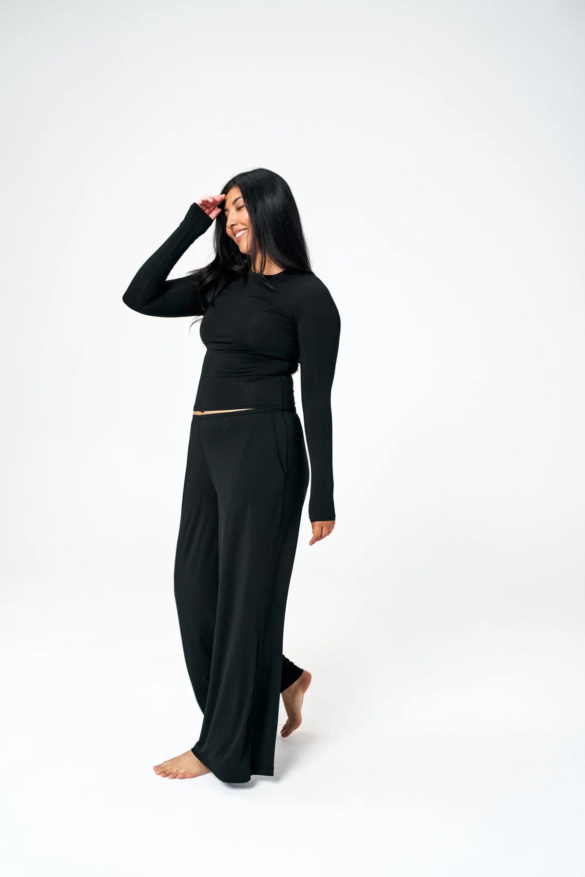 HUHA Black Easy Long Sleeve