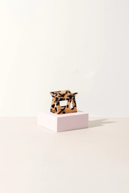 Pixie Woo Capsule Tortoise- Medium