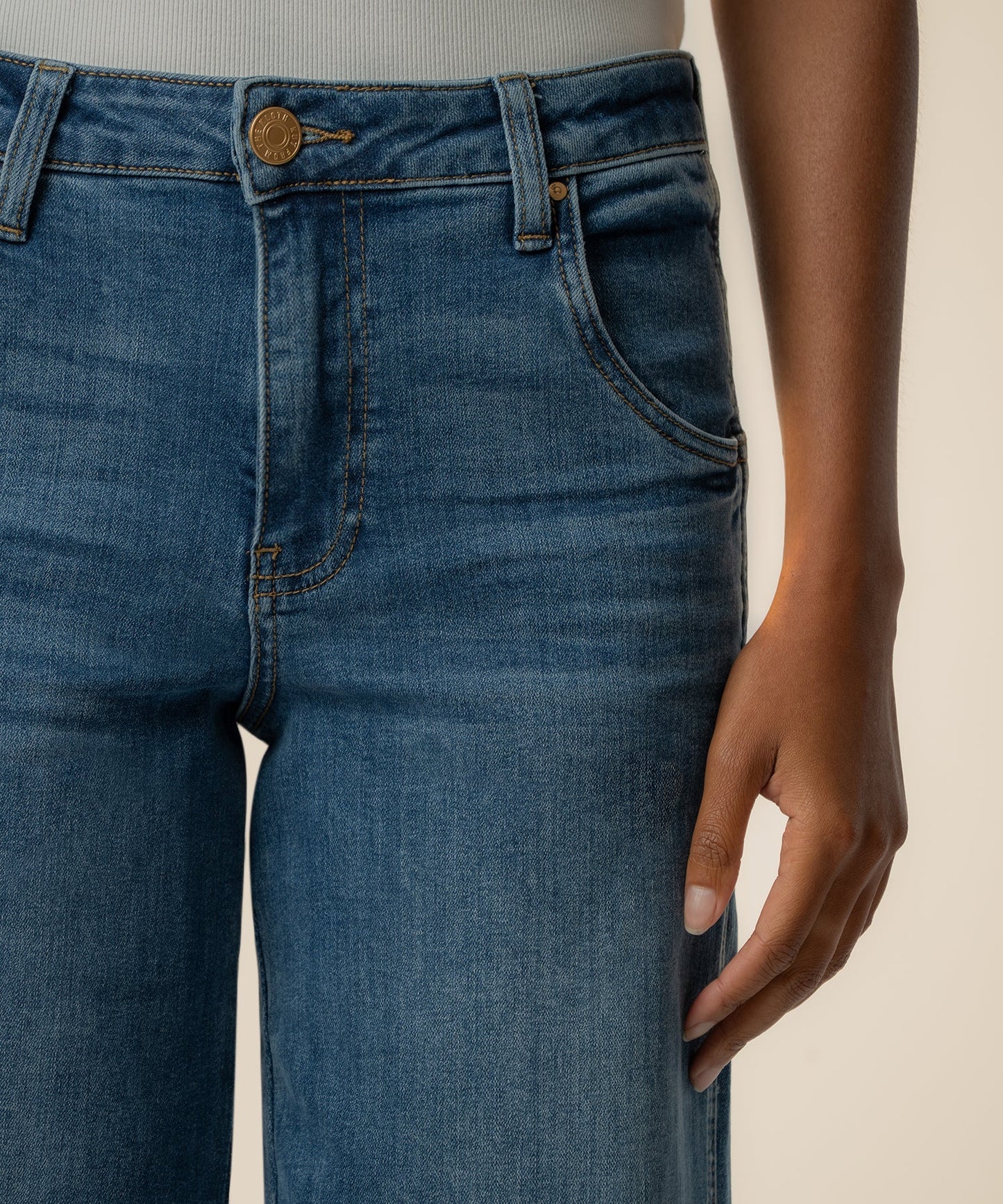 Kut from the Kloth Jean High Rise Wide Leg Incandescent Jean