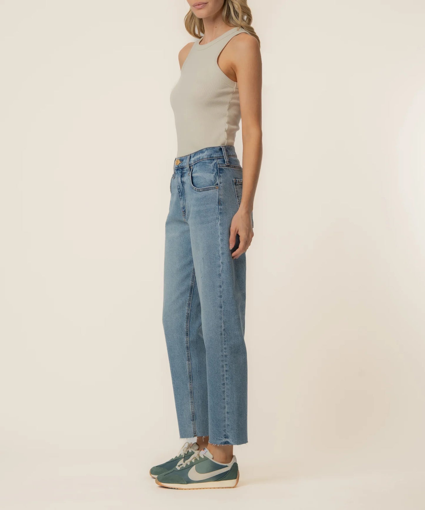 Kut from the Kloth Kit High Rise Baggy Ankle Straight Iconic Wash Jean
