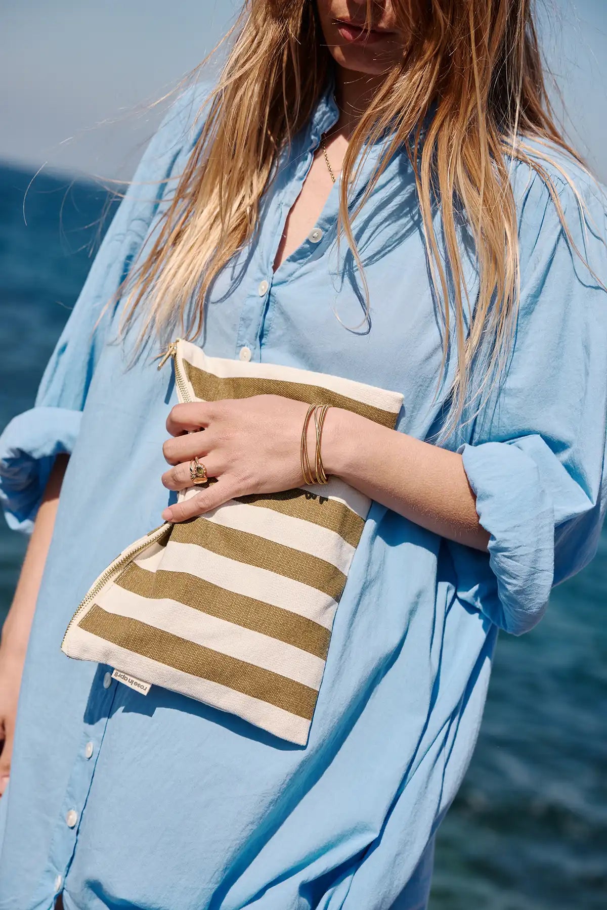 Rose in April Lili Flat Pouch Stripes Olive / Greige