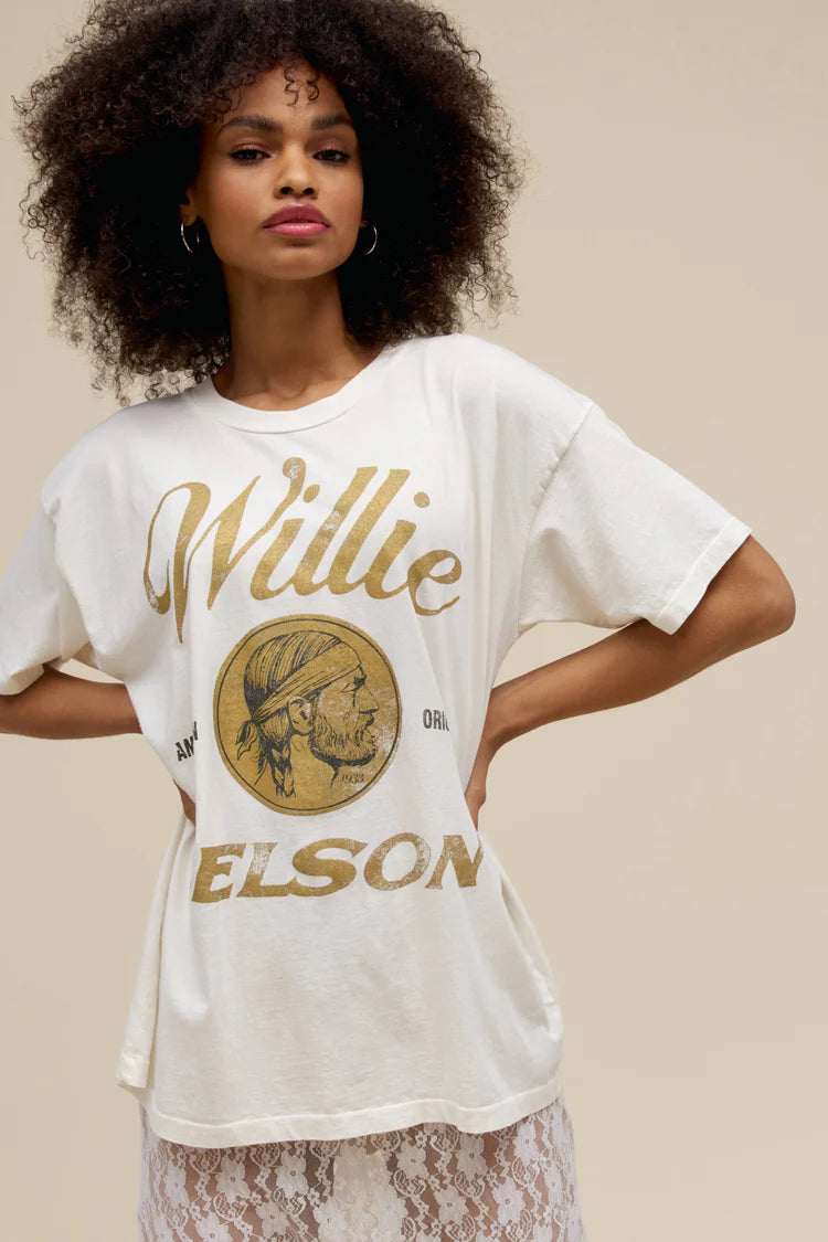 DAYDREAMER Willie Nelson American Original Merch Tee