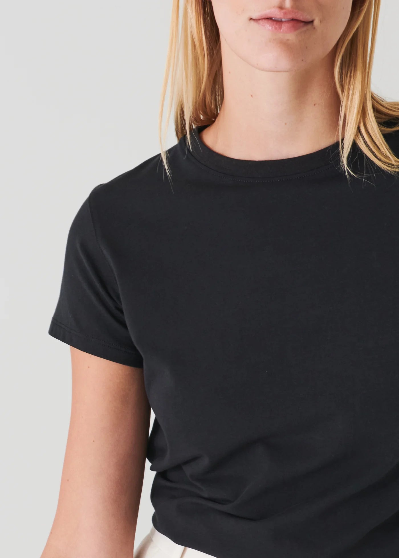 Patrick Assaraf Black Pima Cotton Stretch T-Shirt