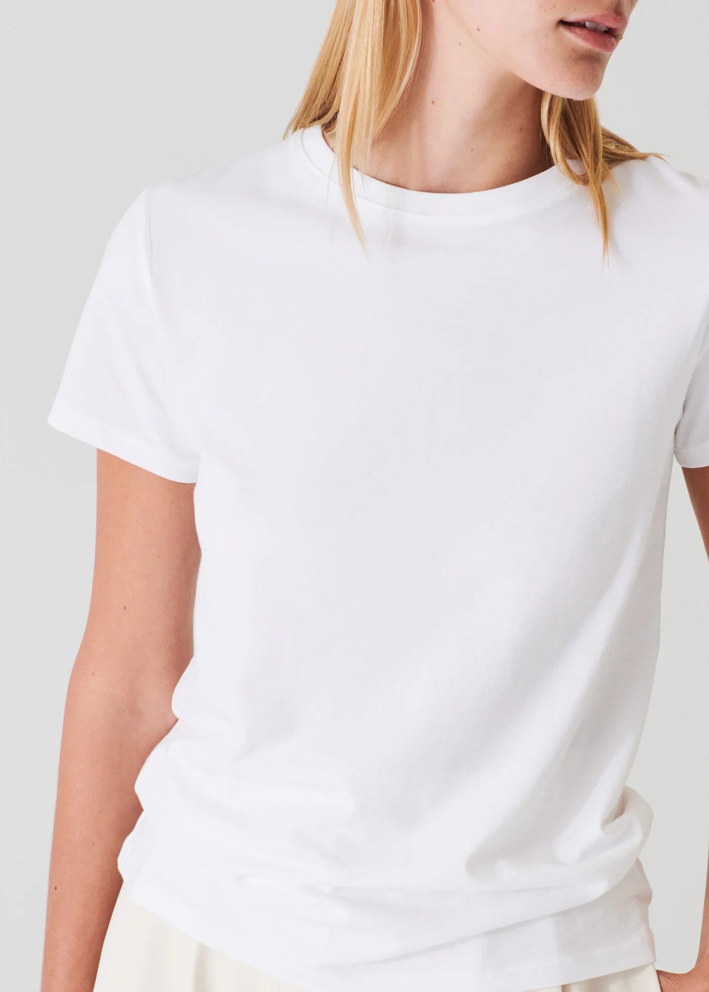 Patrick Assaraf White Pima Cotton Stretch T-Shirt