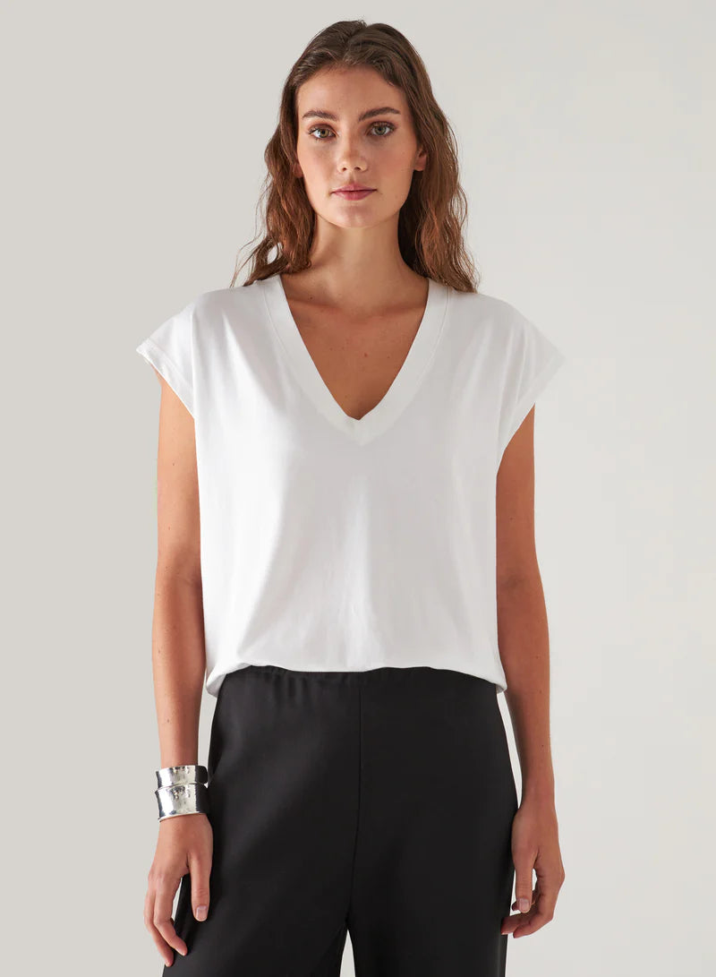 Patrick Assaraf White Dolman V-Neck Tee