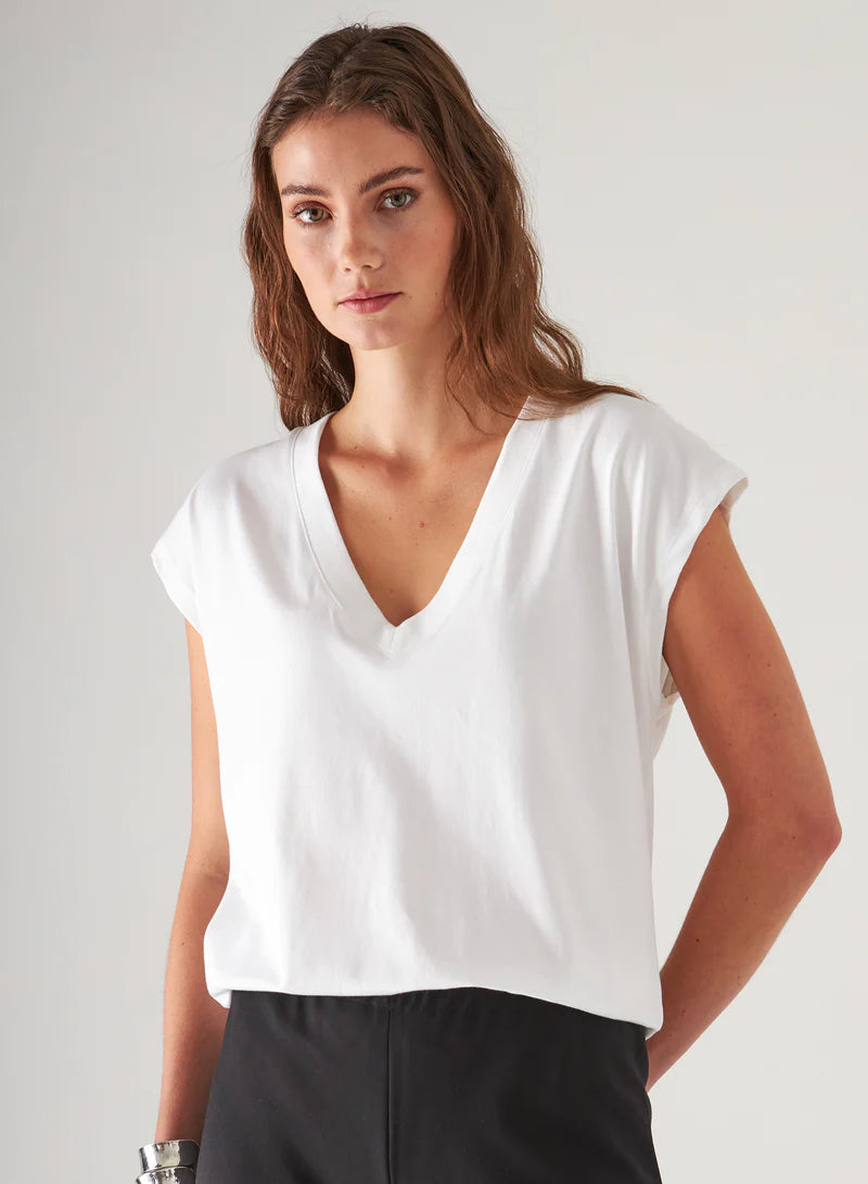 Patrick Assaraf White Dolman V-Neck Tee