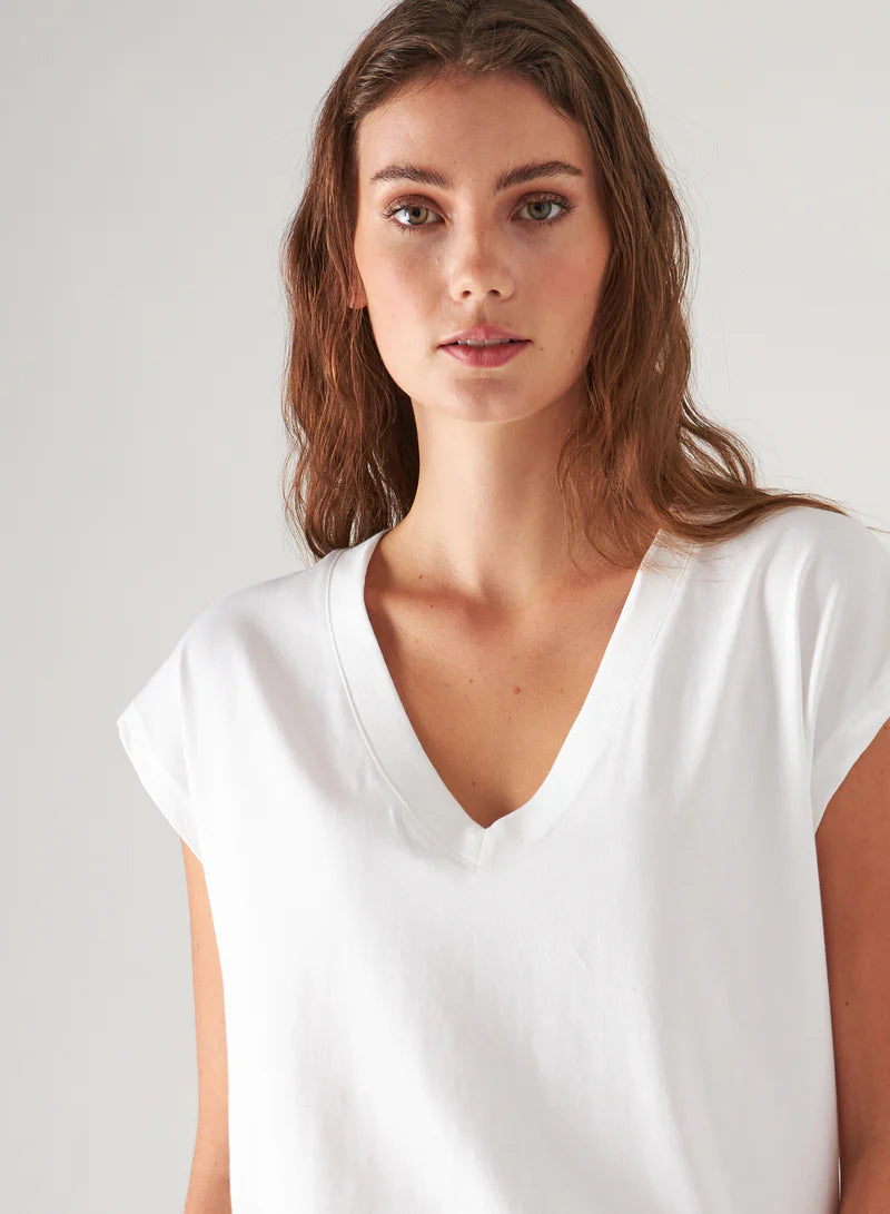 Patrick Assaraf White Dolman V-Neck Tee