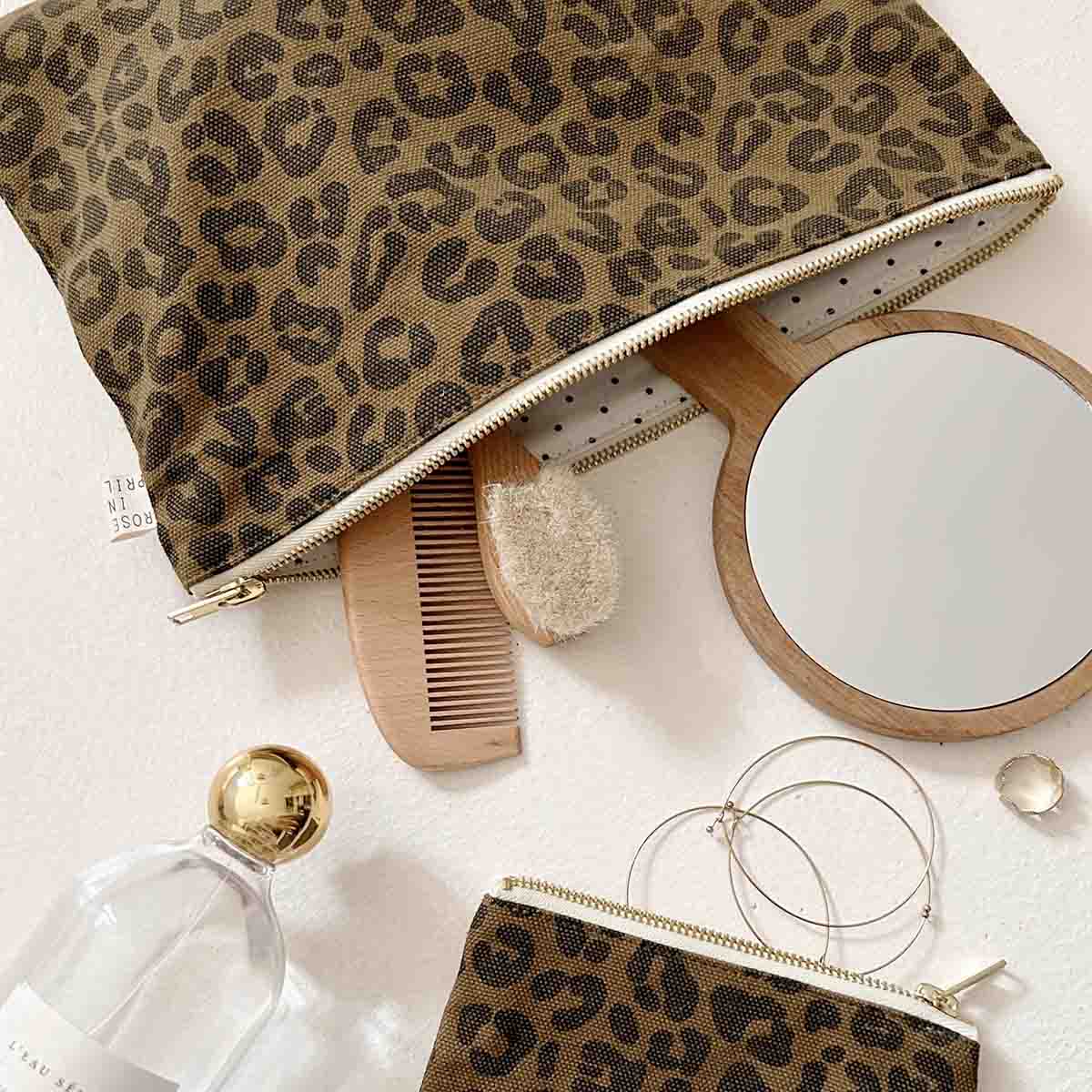 Rose in April Marie Purse Graou Olive