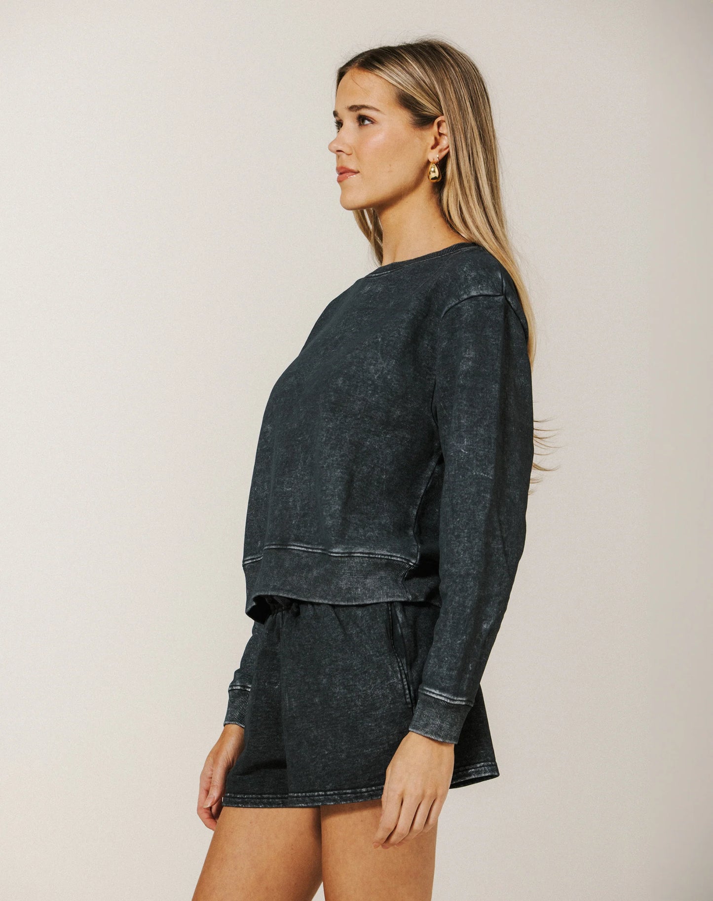 Brunette the Label Retro Crew | Washed Black