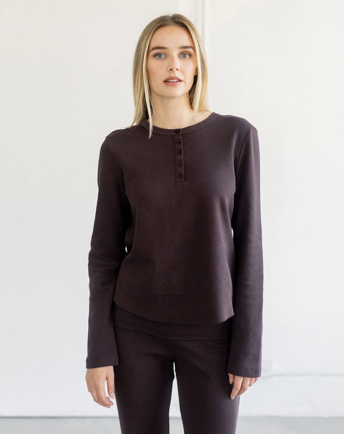 Brunette the Label Waffle Henley Top | Espresso