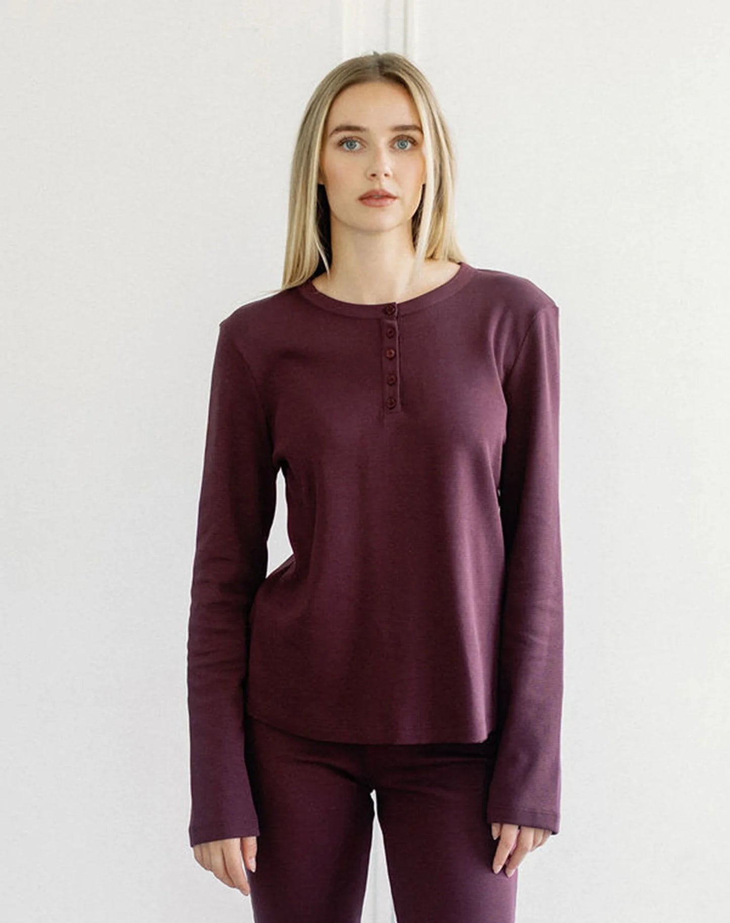 Brunette the Label Waffle Henley Top | Plum