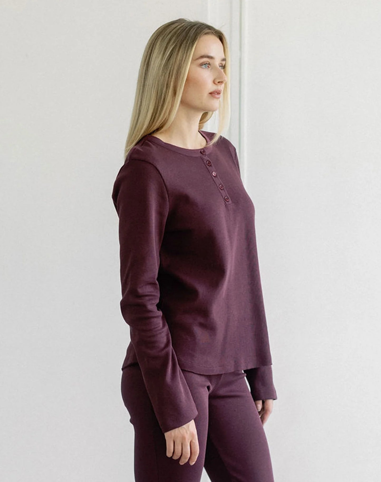 Brunette the Label Waffle Henley Top | Plum