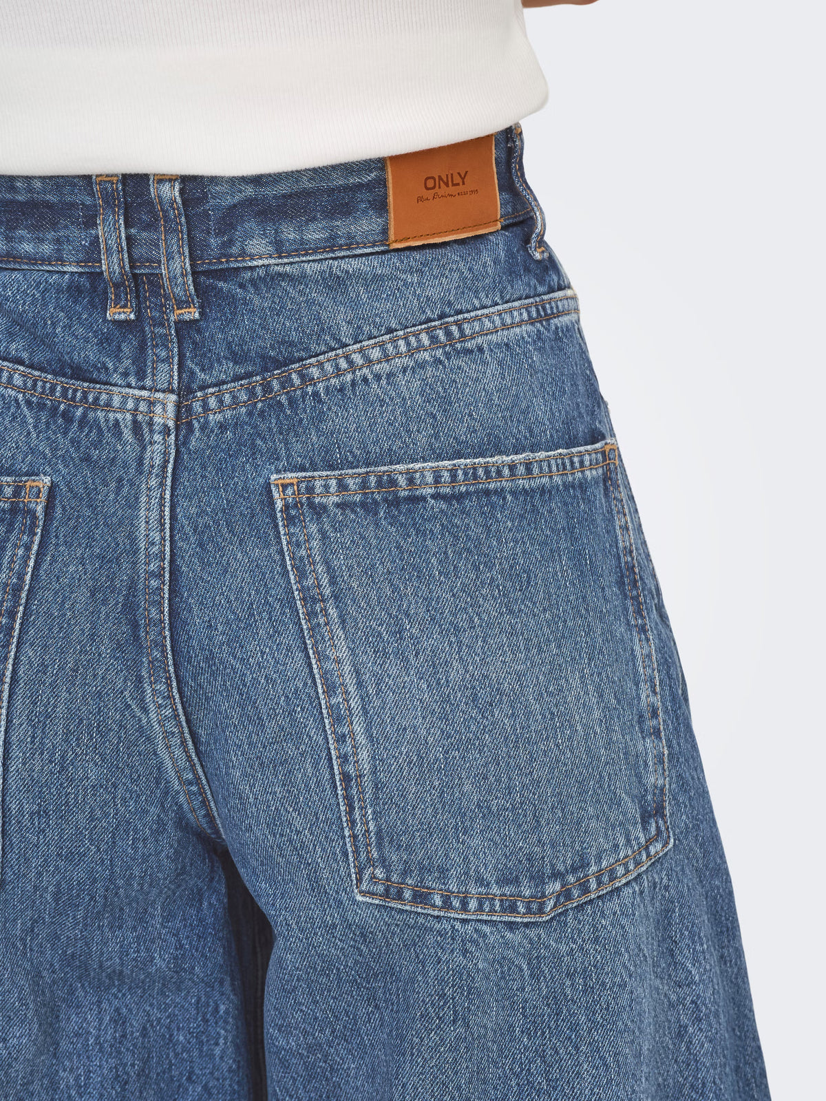 ONLY Taylor High Waist Barrel Jeans