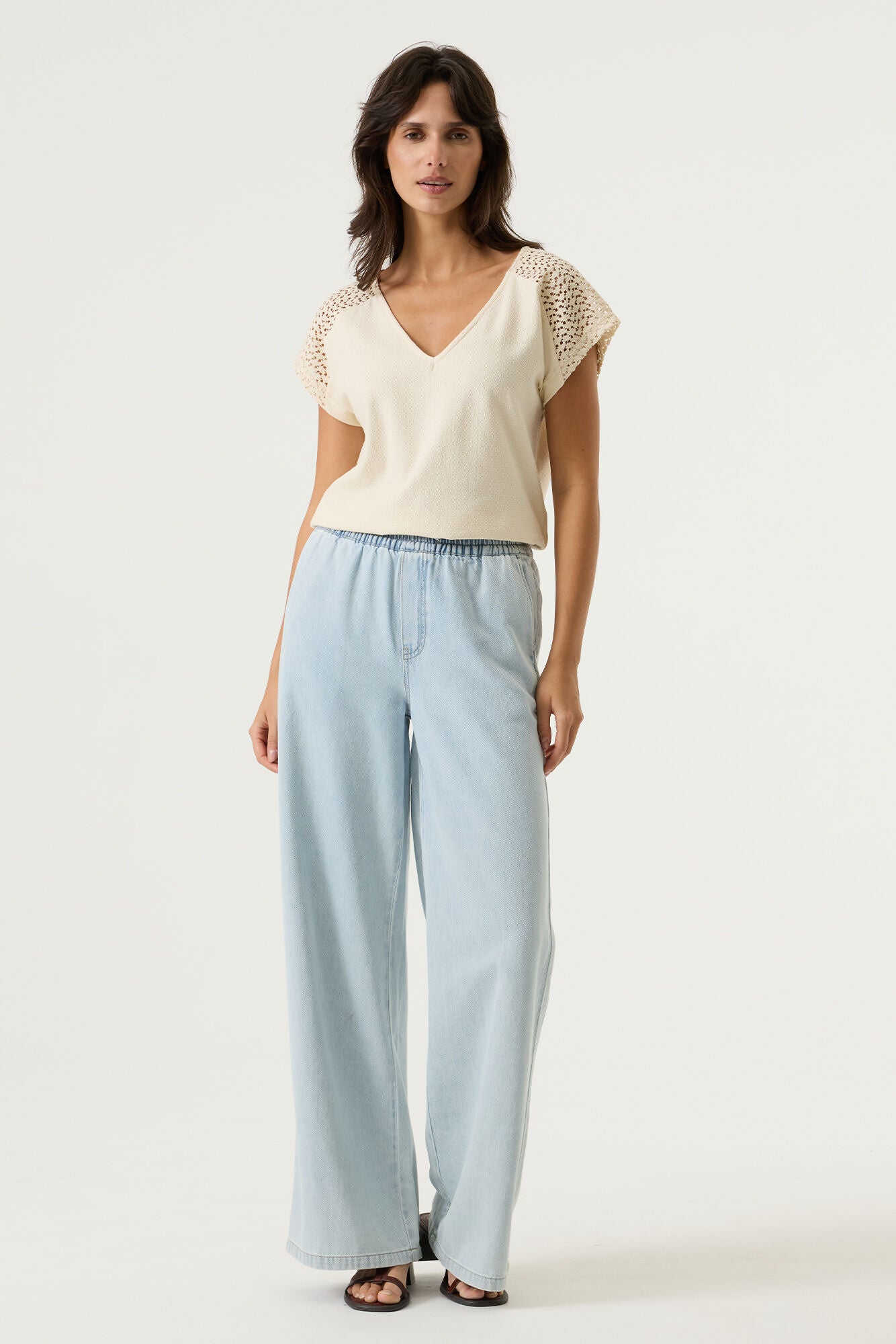 Garcia Lucy Off- White T-shirt