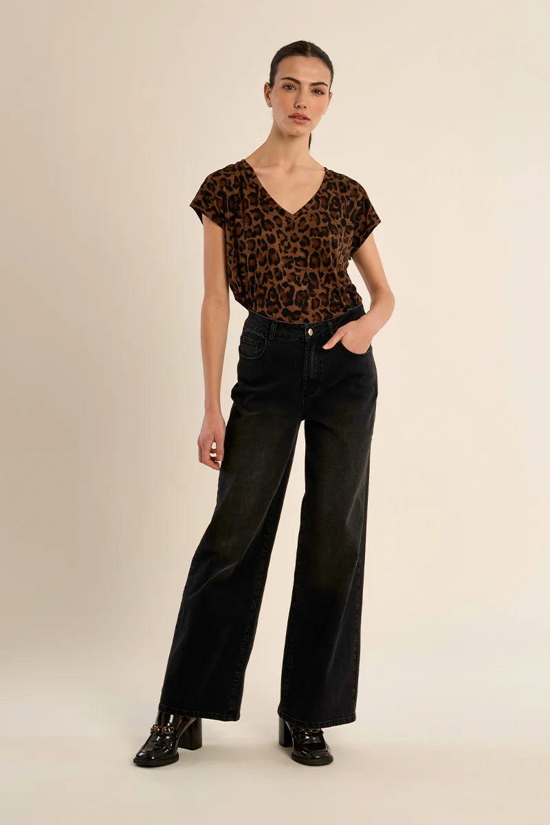 Molly Bracken Talia Leopard T-shirt