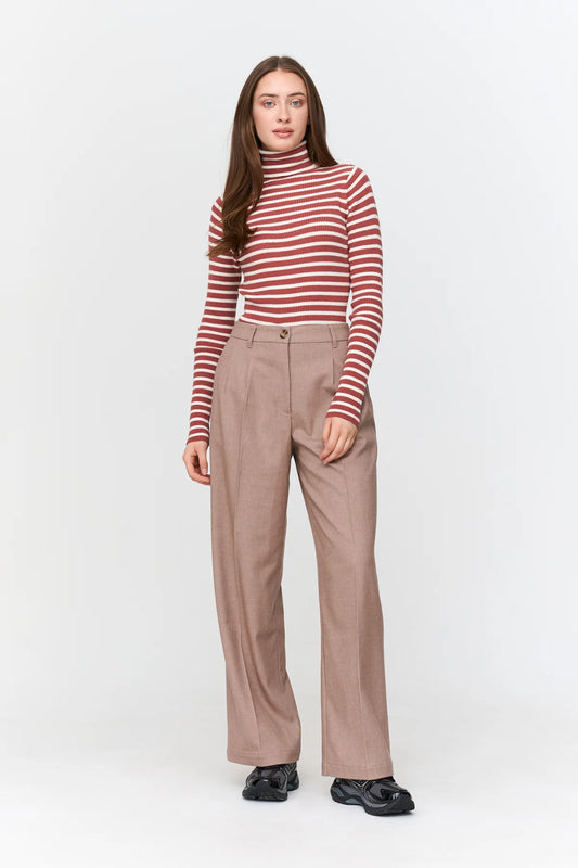 24COLOURS Rose Striped Turtleneck